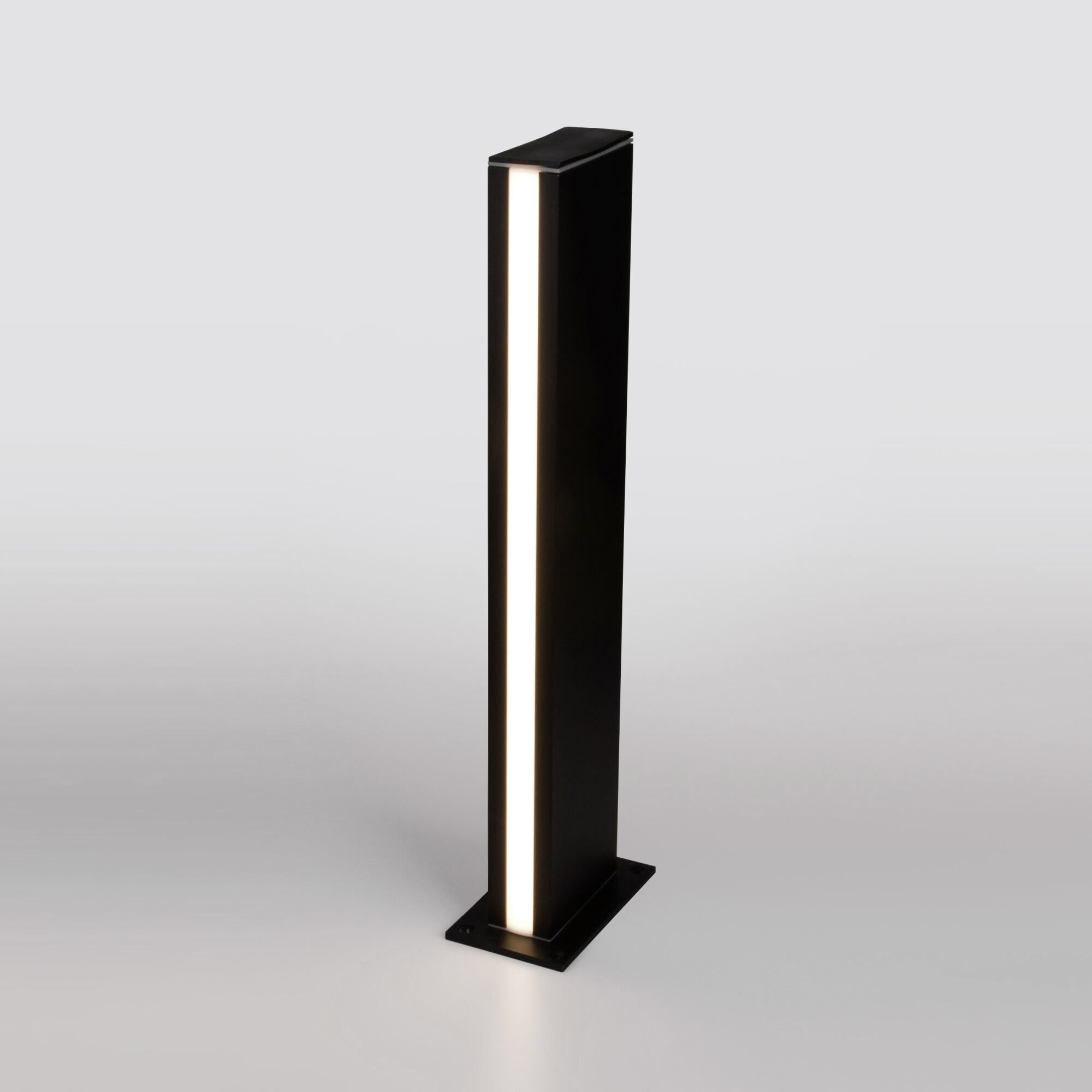 Уличный светильник на столбе Elektrostandard 1538 TECHNO LED черный