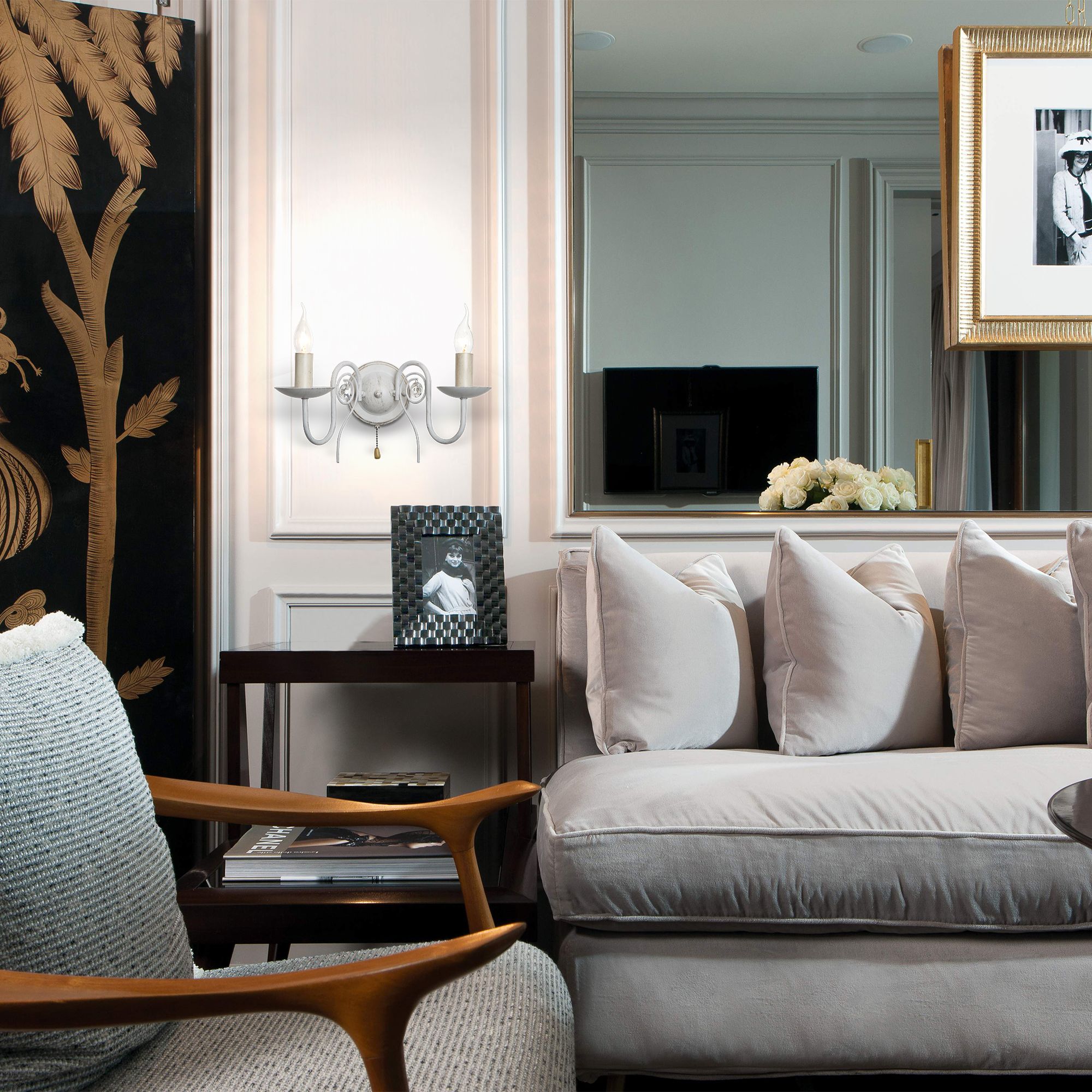 Светильник на 2 лампы Eurosvet 60018/2 белый с золотом