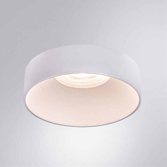 Светильник ARTE LAMP A1240PL-1WH