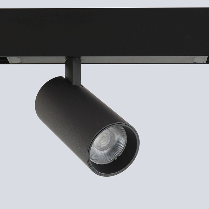 Crystal Lux CLT 0.35 003 18W BL 4000K