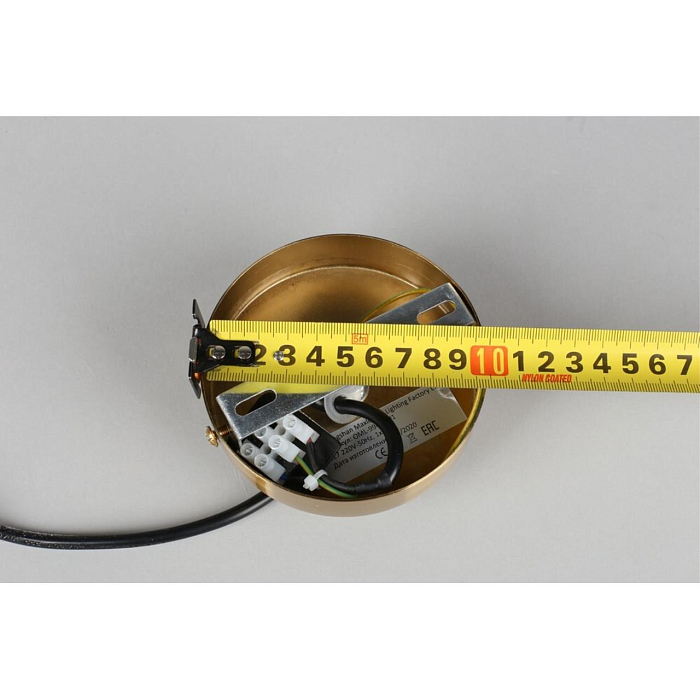 Светильник одинарный Omnilux OML-99406-01