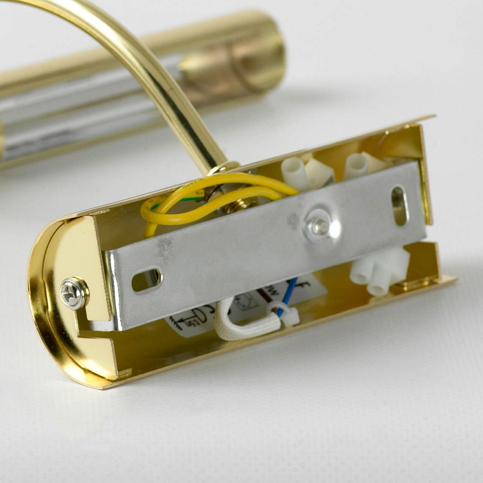 Интерьерная подсветка подсветка картины Lussole LSQ-0331-02