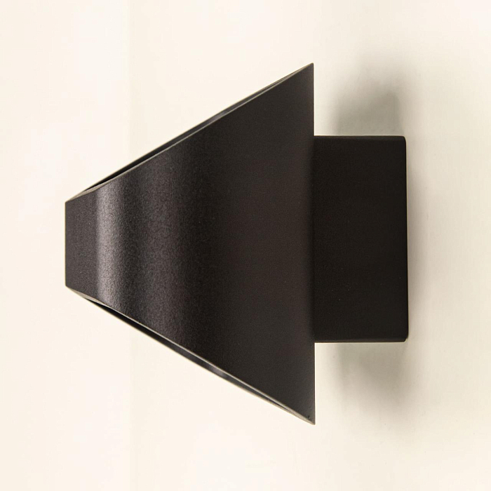 CL704071 Декарт-7 Черный Св-к Настенный Светильник светодиодное  CL704071