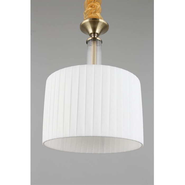 Светильник одинарный Omnilux OML-57606-01