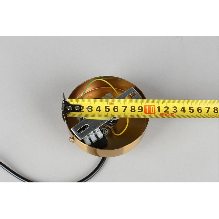 Светильник одинарный Omnilux OML-99436-01