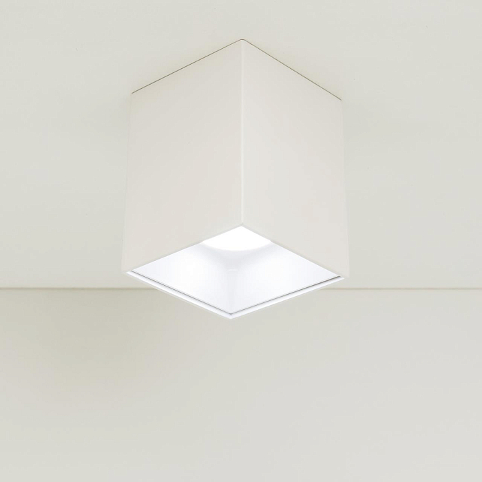 Светильник накладной  CL7440200