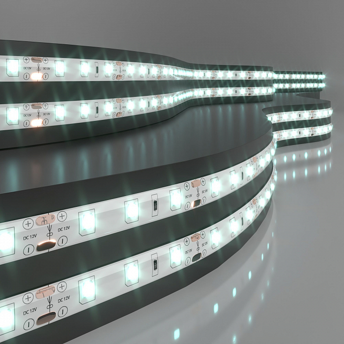 Светодиодная лента Elektrostandard Лента светодиодная 12V 4,8W 60Led 2835 IP65 холодный белый, 5м
