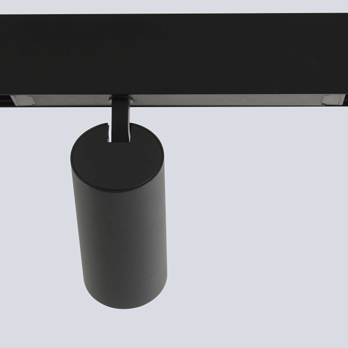 Crystal Lux CLT 0.35 003 18W BL 4000K