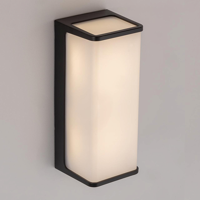 Уличный светильник  CLU0802