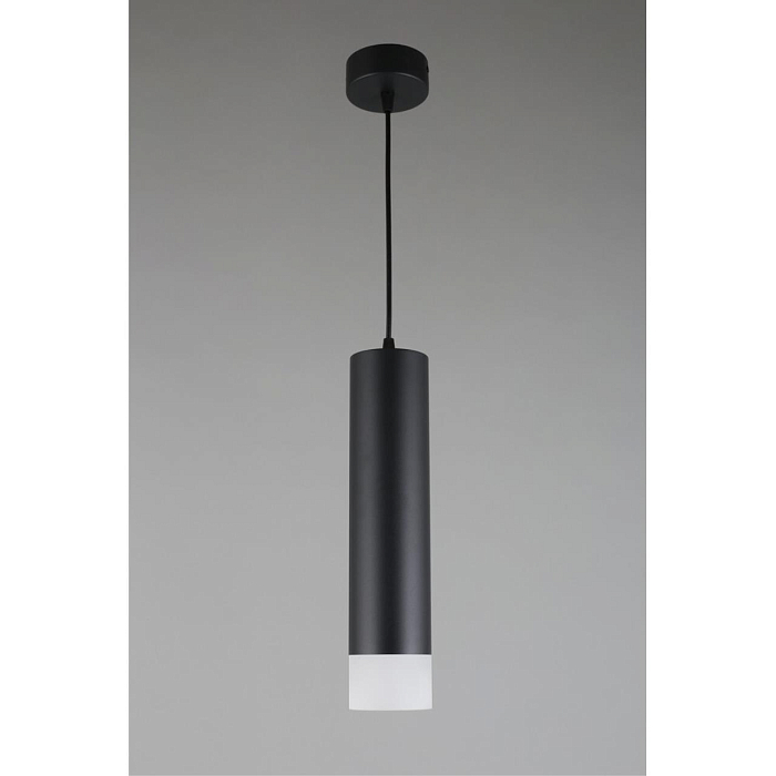 Светильник одинарный Omnilux OML-102516-10