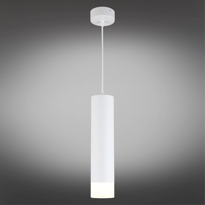 Светильник одинарный Omnilux OML-102506-10