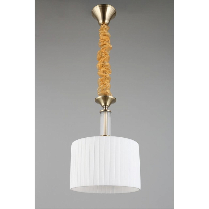 Светильник одинарный Omnilux OML-57606-01