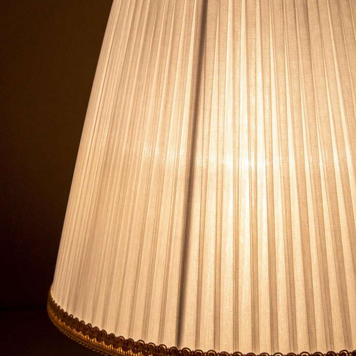 CL402811 Вена ХромМат.+Дымч. Св-к Настольный Настольная лампа интерьерная  CL402811