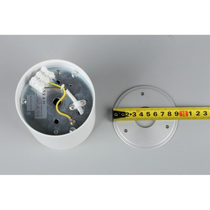 Светильник накладной Omnilux OML-101009-01