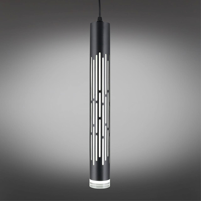 Светильник одинарный Omnilux OML-101726-20
