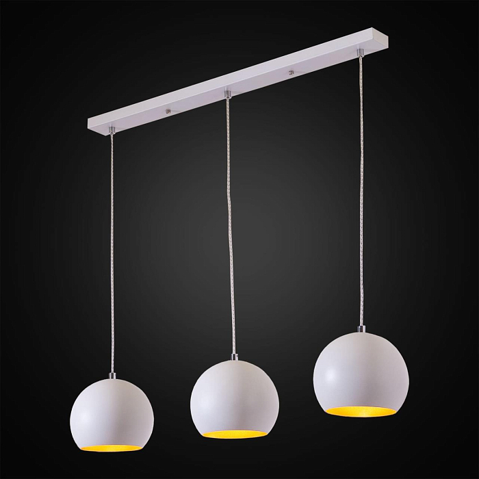 Светильник тройной  CL945130