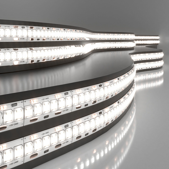 Светодиодная лента Elektrostandard Лента светодиодная 12V 16W 240Led 2835 IP65 дневной белый, 5м