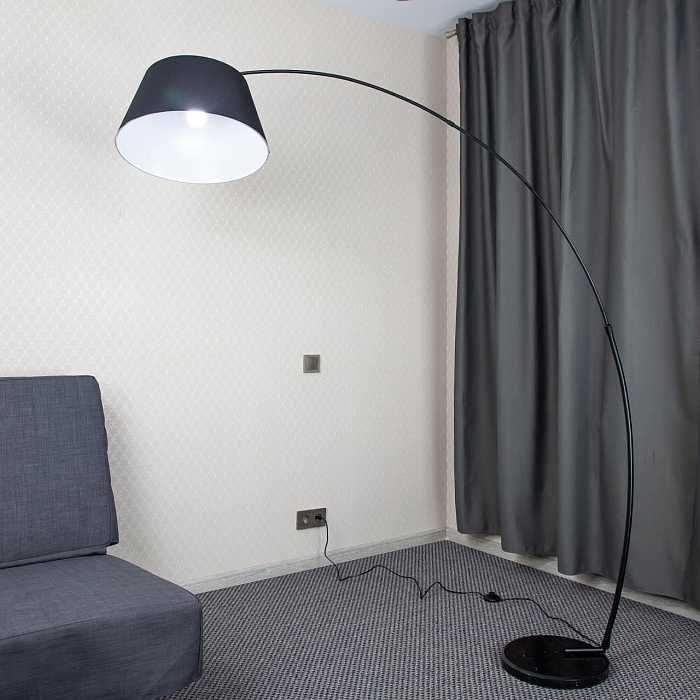 CL807011 Арчи Черный Св-к Торшер Торшер на 1 лампу  CL807011