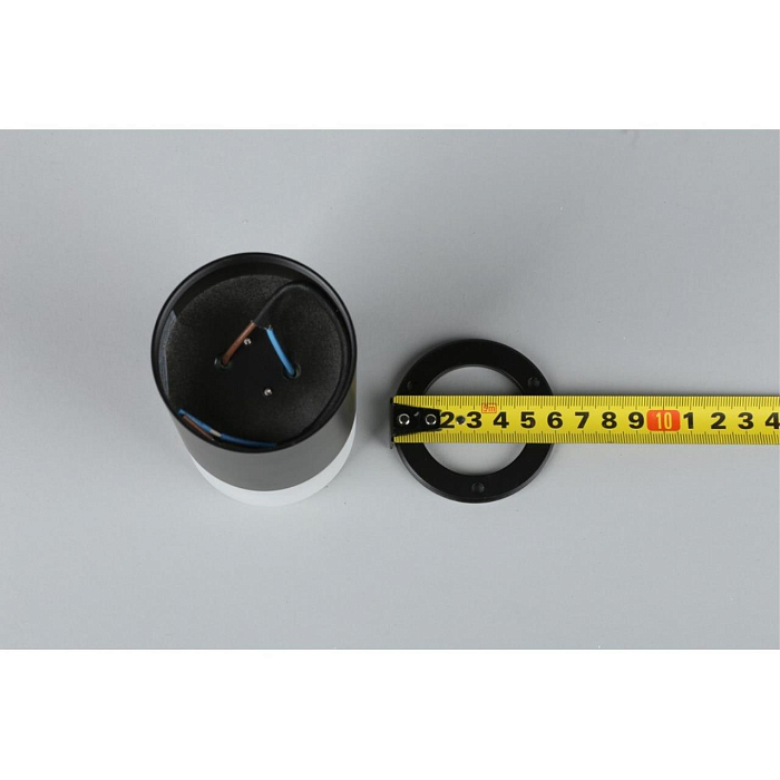 Светильник накладной Omnilux OML-100619-01