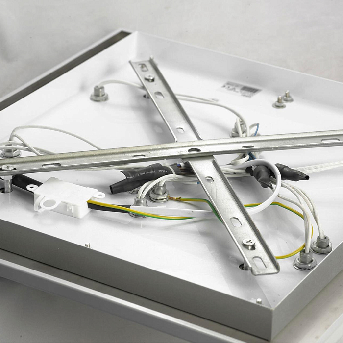 Люстра потолочная Lussole LSA-5407-09