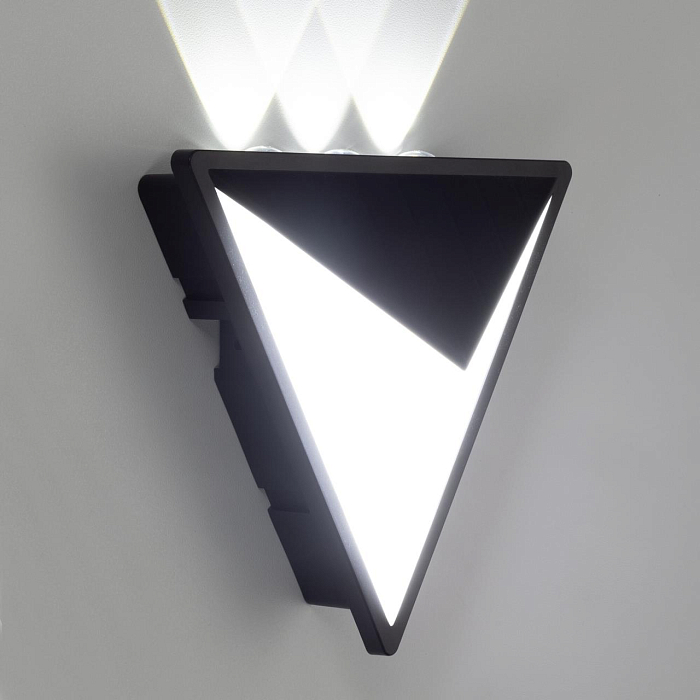 Уличный светильник  CLU0804BK