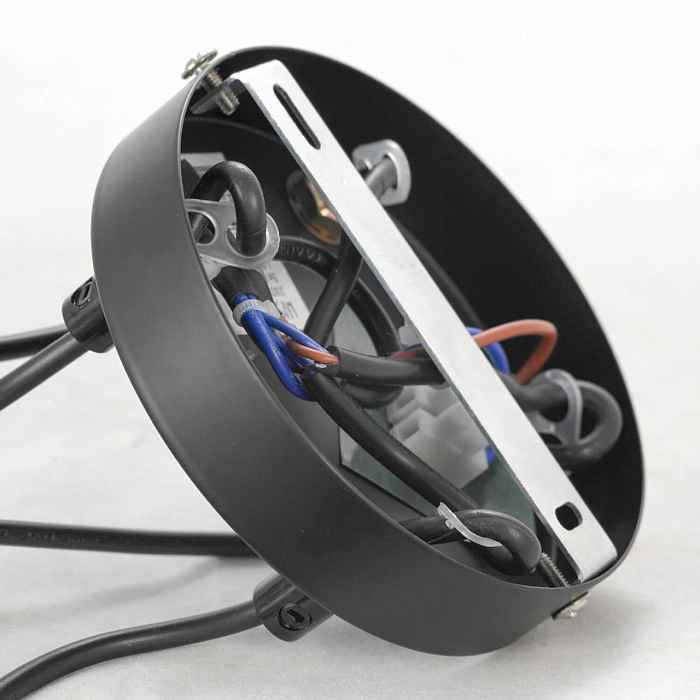 Светильник большой Lussole LSP-8411