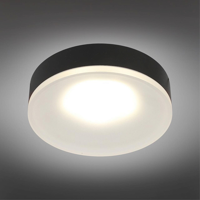 Светильник накладной Omnilux OML-102919-01