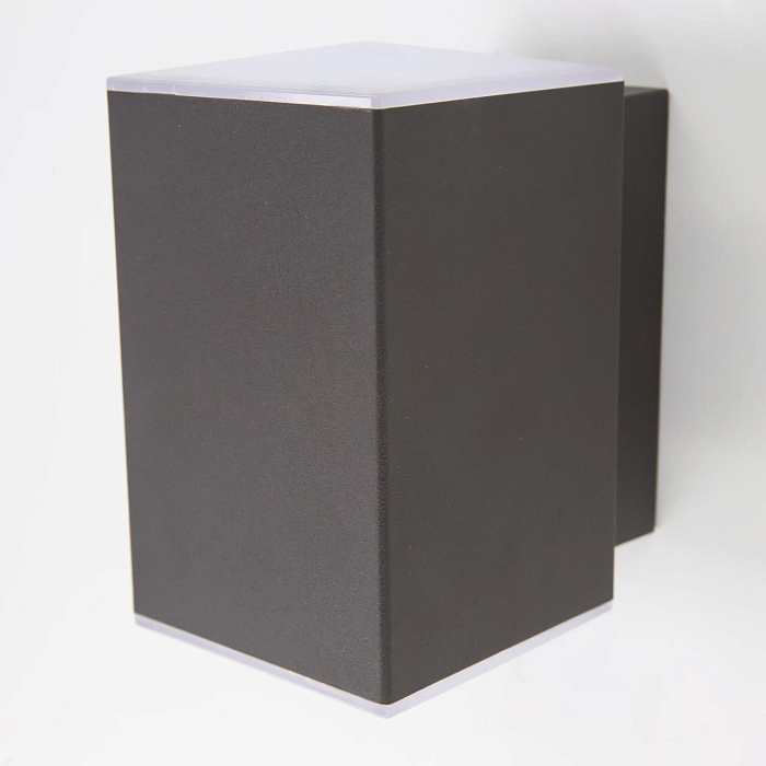 CLU0002 Светильник Уличный Настенный Уличный светильник светодиодный  CLU0002