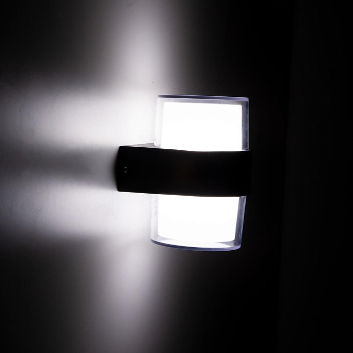 Уличный светильник светодиодный  CLU0009R